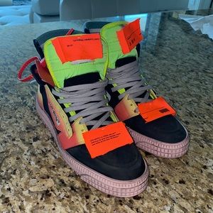 Offwhite men’s shoes size 40 great condition worn only 3 times
